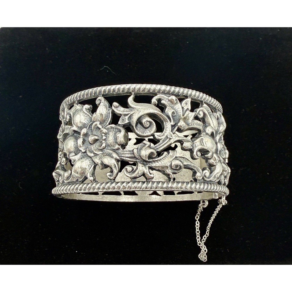 Vintage Napier Ornate Antique Silver Plate Hinged Bracelet w/Safety Chain